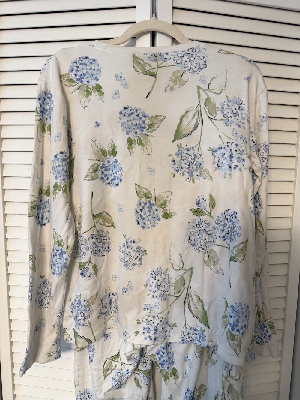 Kiel James Patrick Hydrangea Pajama Set - Picture 4 of 6